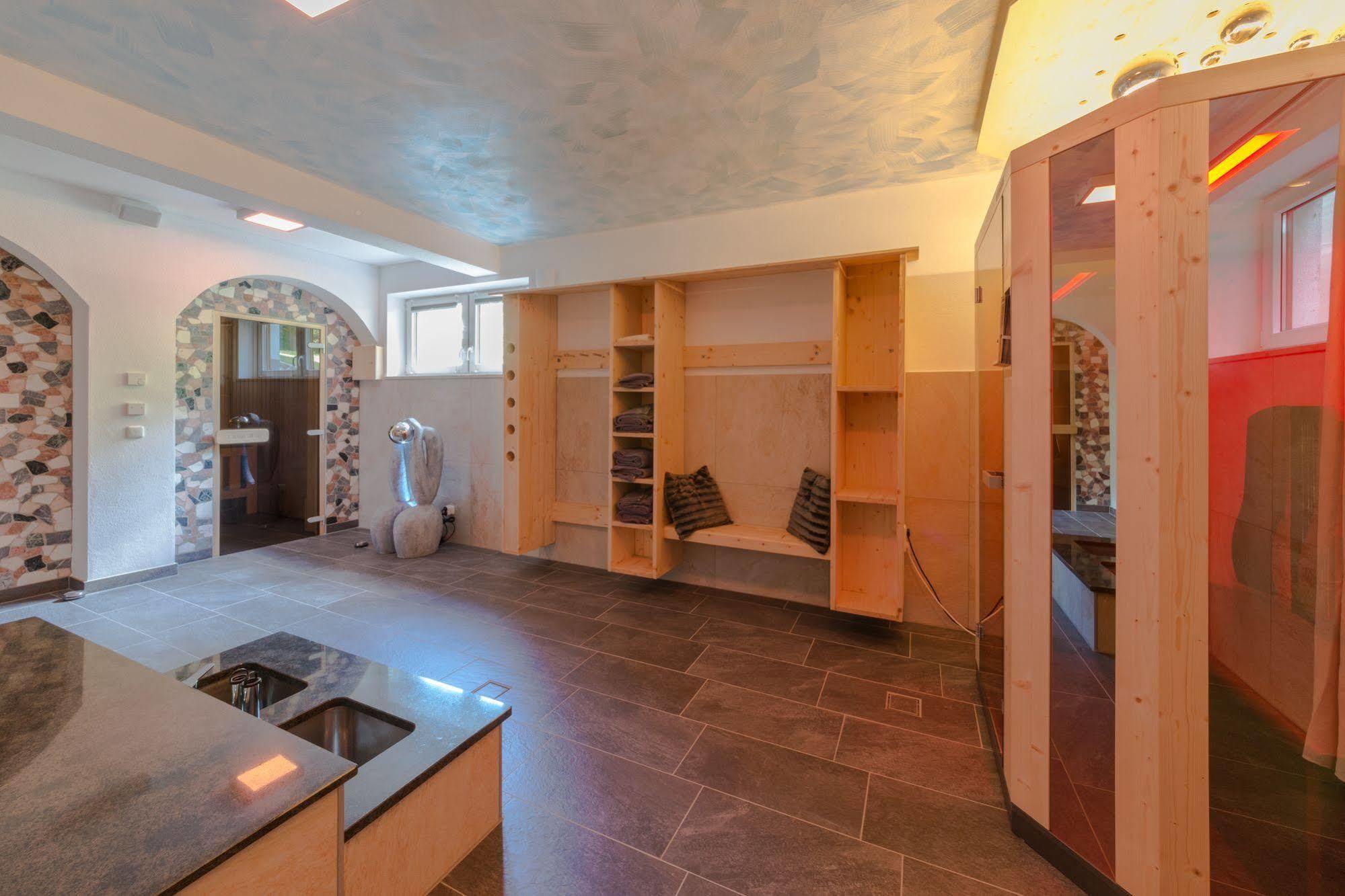 Hotel Waldhof Hohenkammer ภายนอก รูปภาพ